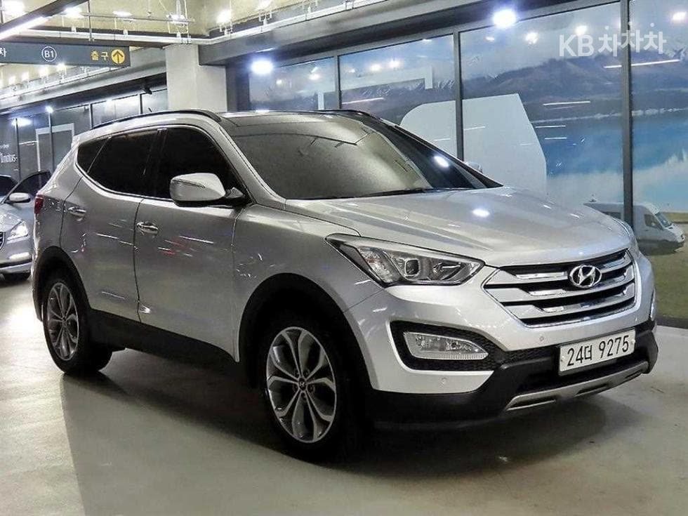 Hyundai Santa Fe DM Hyundai R-engine 2.0 diesel 2WD PREMIUM Standard - Image 1
