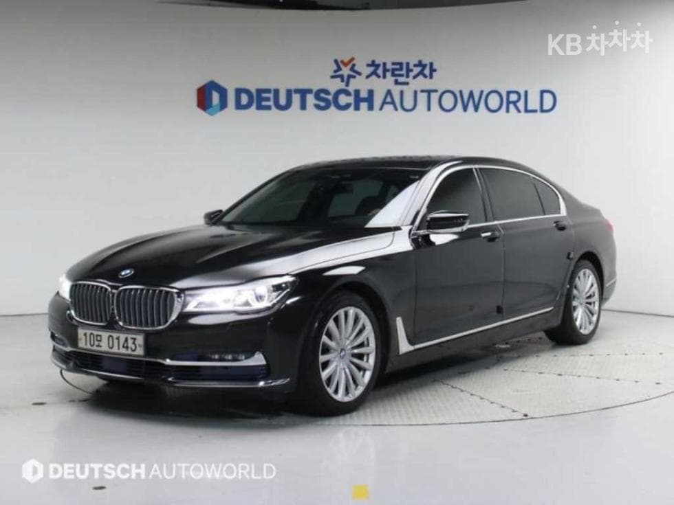BMW 7시리즈 (G11) 740Li xDrive Стандартен - Image 1