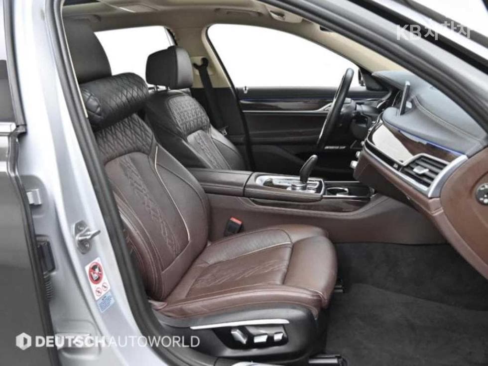BMW 7시리즈 (G11)740Li xDrive Стандартен - 10