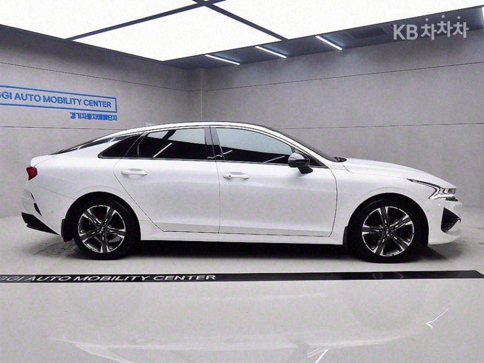 Kia K5 3rd Gen1.6 Gasoline Turbo Signature - 2