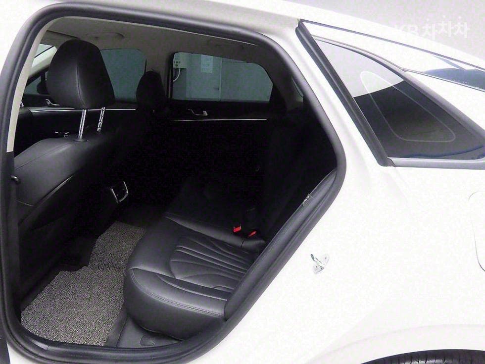 Kia K5 3rd Gen1.6 Gasoline Turbo Signature - 6