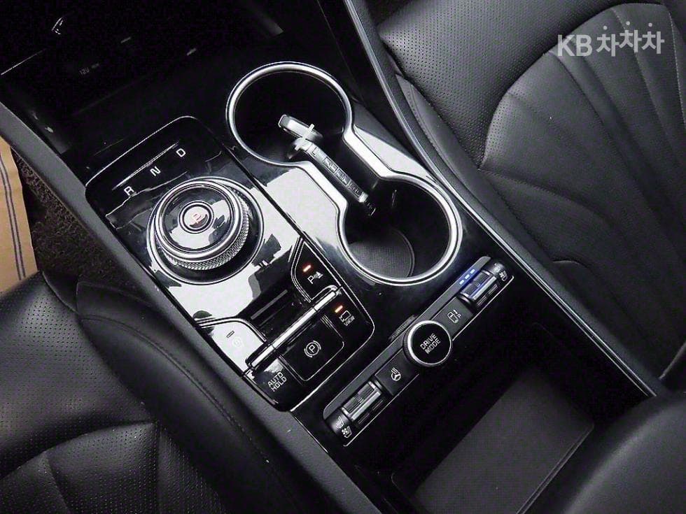 Kia K5 3rd Gen1.6 Gasoline Turbo Signature - 10