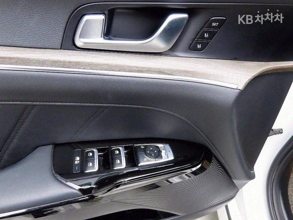Kia K5 3rd Gen1.6 Gasoline Turbo Signature - 11