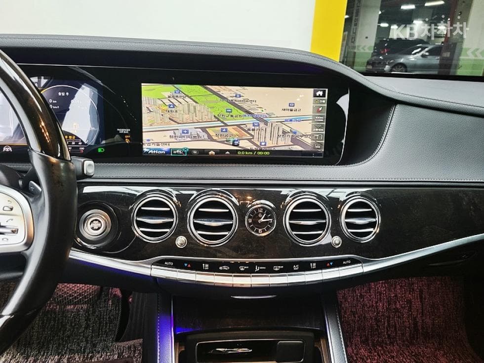 Mercedes-Benz Нов S-КласS350L W222 - 9