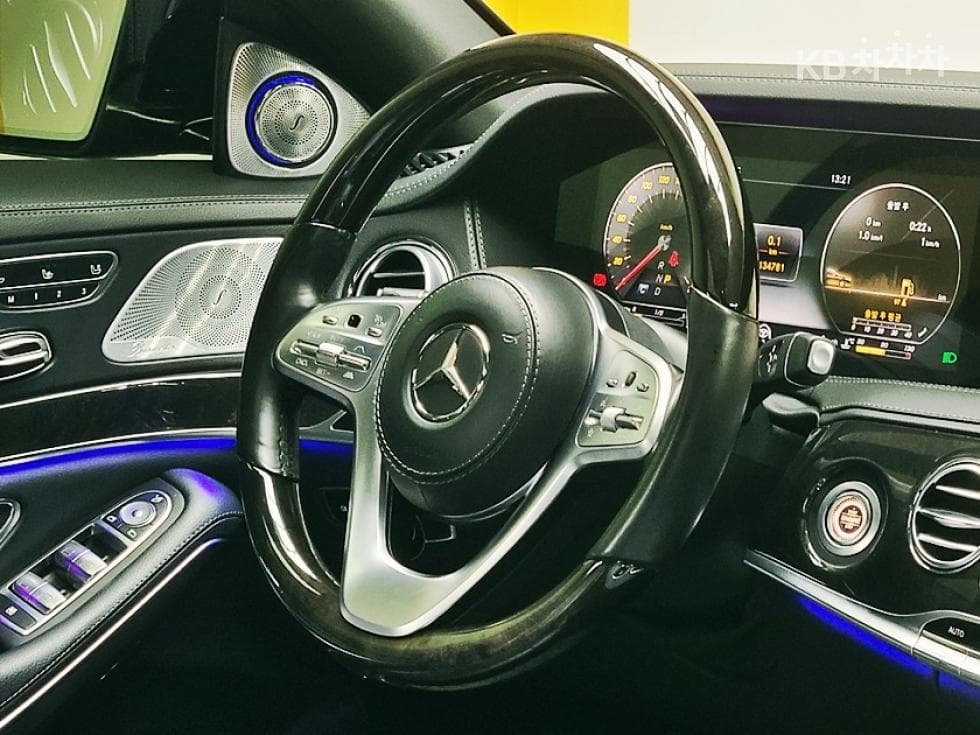 Mercedes-Benz Нов S-КласS350L W222 - 15