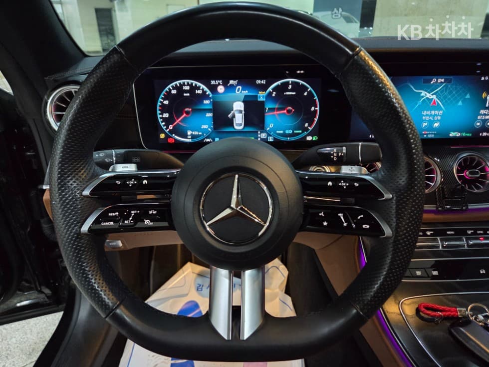 Mercedes-Benz E-Клас (W213)E300d 4Matic Coupe Стандартен - 9