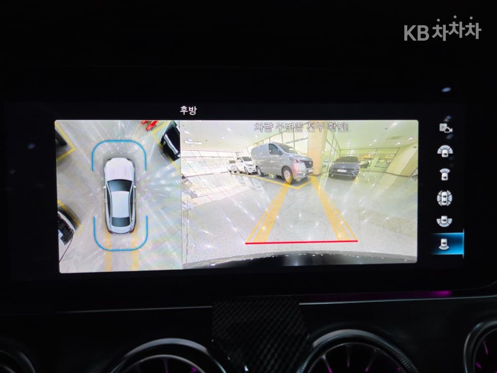 Mercedes-Benz E-Клас (W213)E300d 4Matic Coupe Стандартен - 12