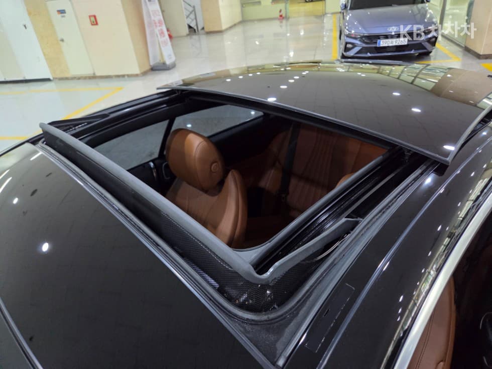 Mercedes-Benz E-Клас (W213)E300d 4Matic Coupe Стандартен - 19