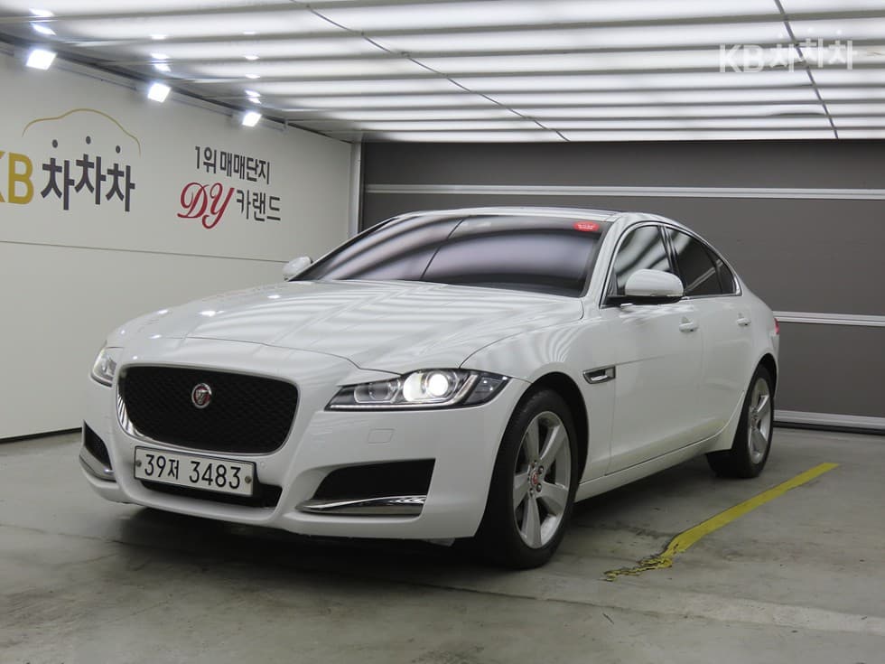 Jaguar All New XF 2.5T Prestige - Image 1