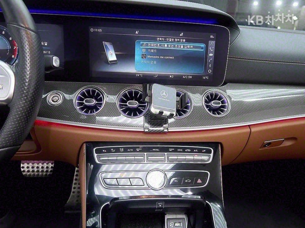 Mercedes-Benz E-Клас (W213)E450 Cabriolet - 13