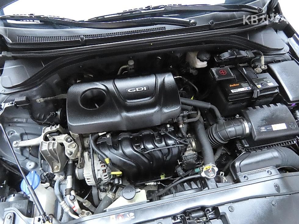 Hyundai Avante (Elantra)AD1.6 GDi Style - 7