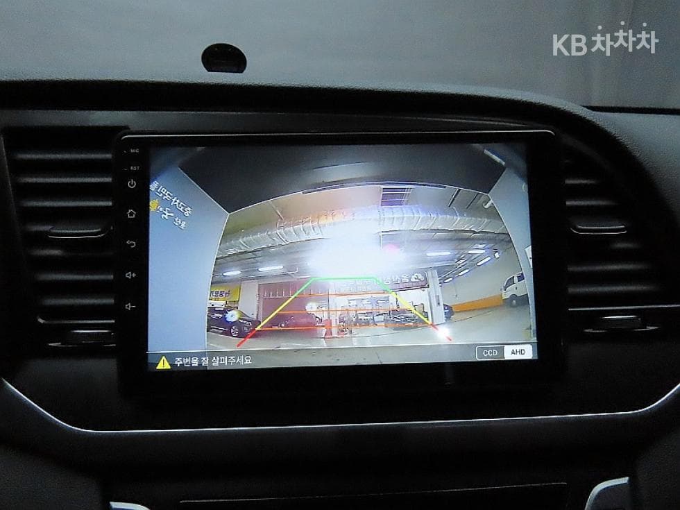 Hyundai Avante (Elantra)AD1.6 GDi Style - 14