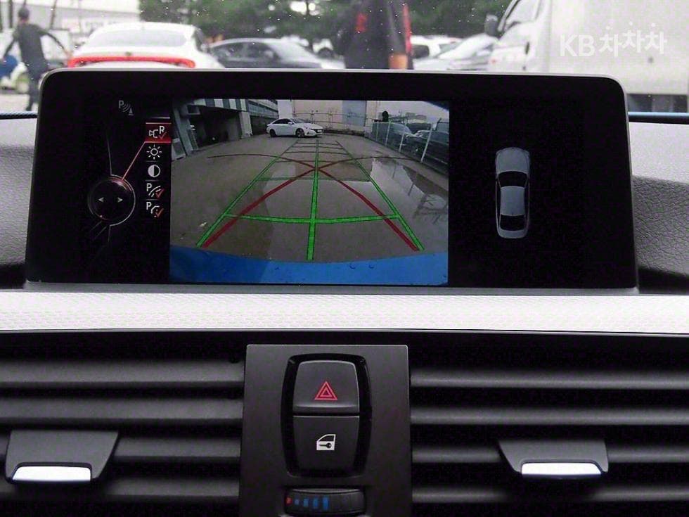 BMW 4시리즈 (F32)420d Купе M스포츠 F32 - 16