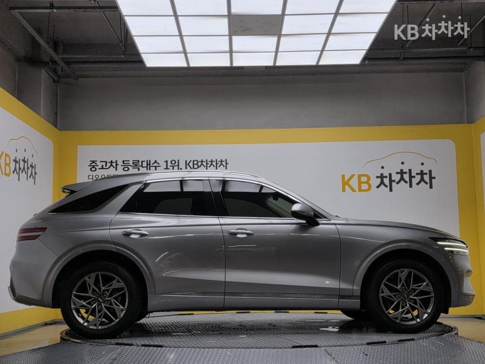 Дженезис GV70Дизел 2.2 AWD - 4