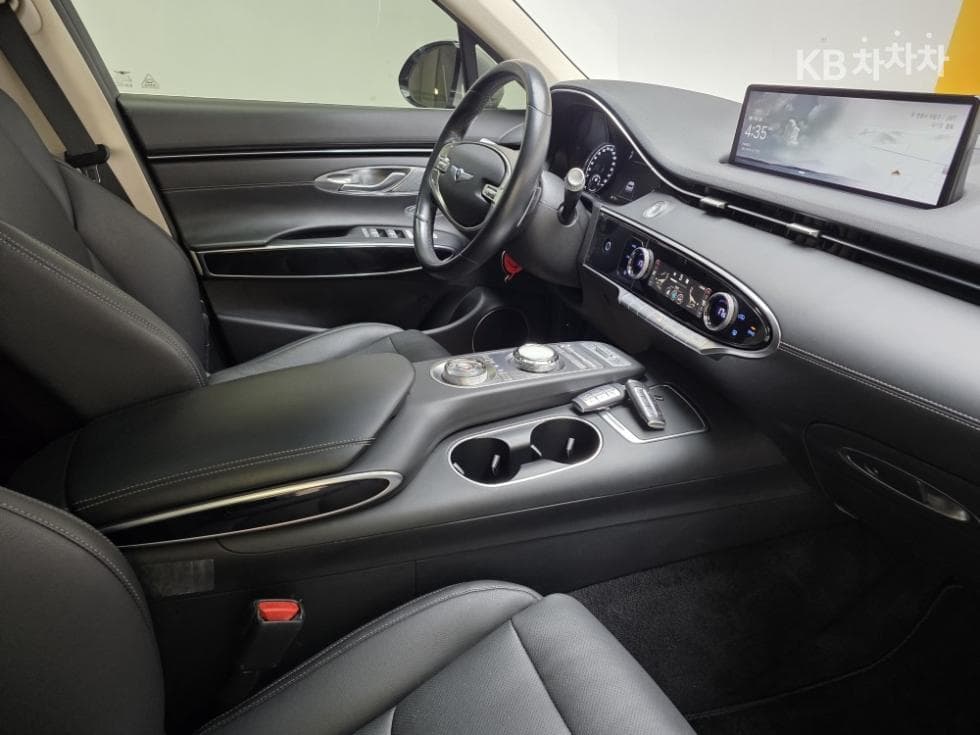 Дженезис GV70Дизел 2.2 AWD - 10