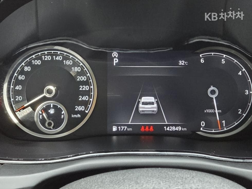 Дженезис GV70Дизел 2.2 AWD - 11