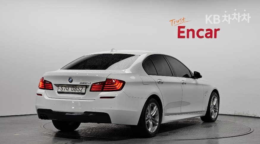 BMW Нов5 Серия520d F10 - 2