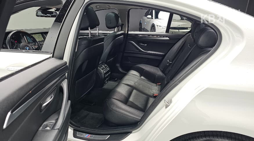 BMW Нов5 Серия520d F10 - 11