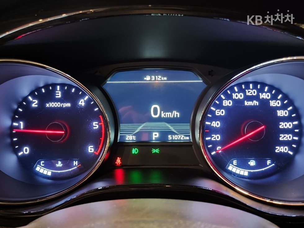 (65ga2211)Kia The New Carnival 9Passenger 2.2 Diesel Noblesse Special - 12