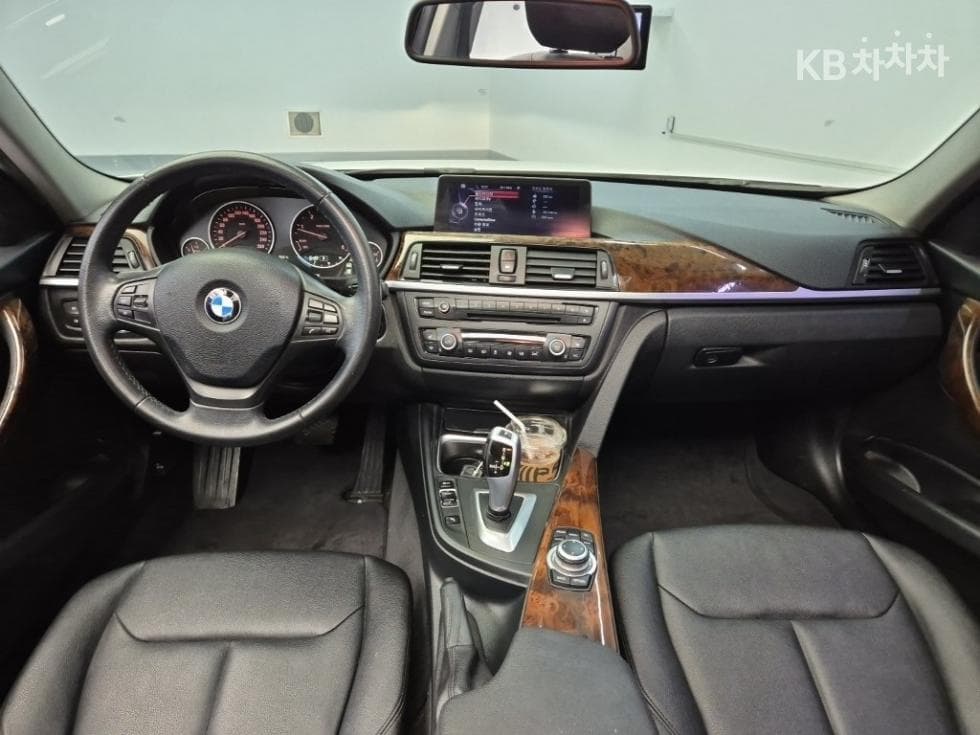 BMW New3 Series320d F30 - 7