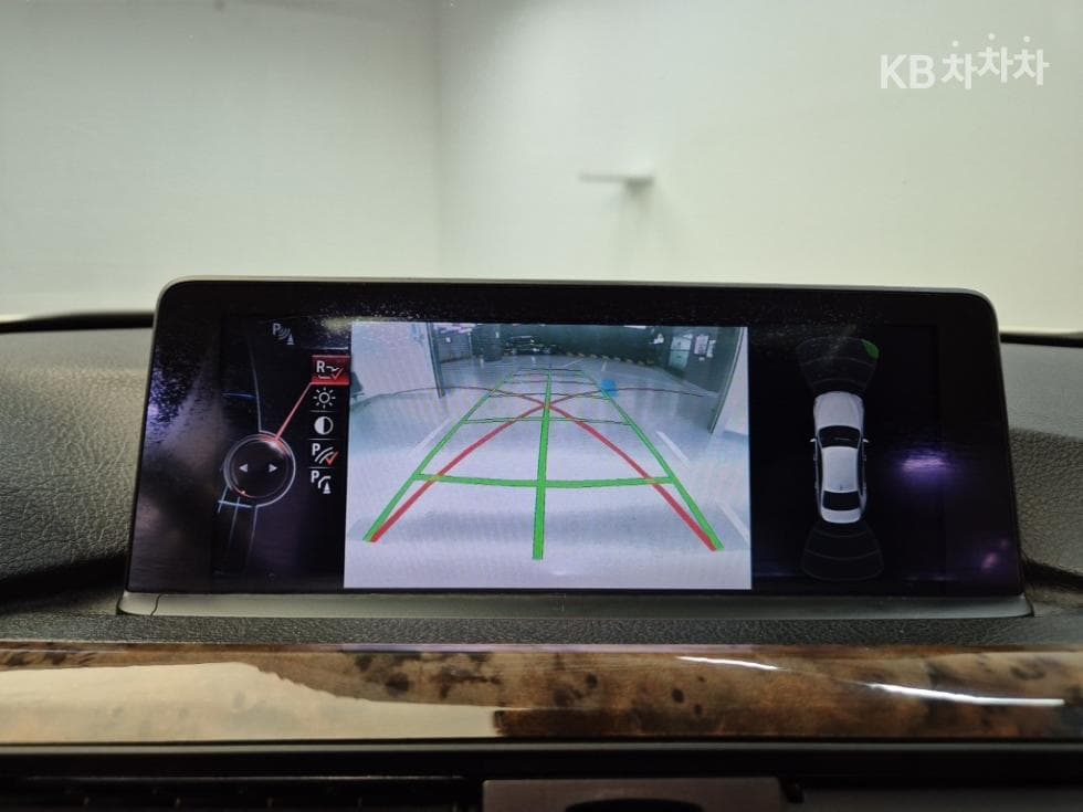 BMW New3 Series320d F30 - 15