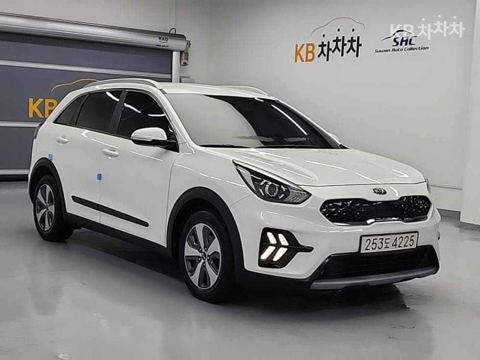 Киа The New (фейслифт) Ниро1.6 HEV Лукс - 4