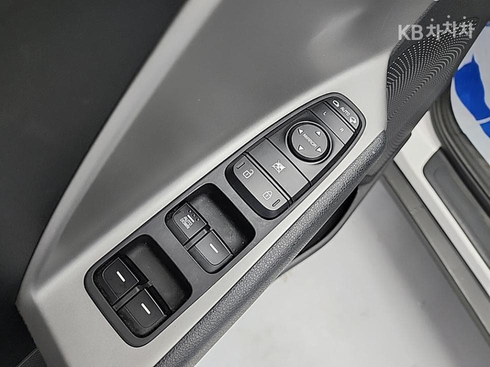 Киа The New (фейслифт) Ниро1.6 HEV Лукс - 17