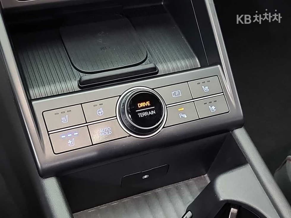 Хюндай Ди Всеново Kona(SX2)1.6 Бензин Турбо 4x4 N Line Inspiration - 17