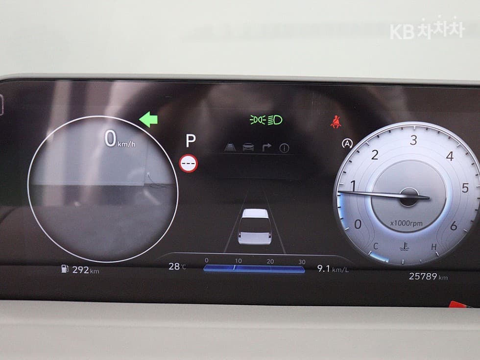 (306N5995)Hyundai Staria Lounge Limousine 7 Passenger 2.2 2WD Inspiration - 6