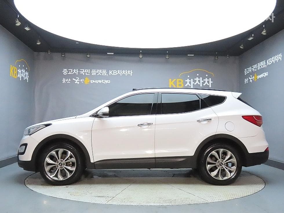 Hyundai Santa Fe DMHyundai R-engine 2.0 diesel 2WD PREMIUM Standard - 5