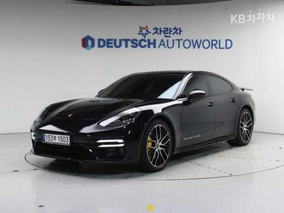 Porsche 파나메라 (971) 4.0 Turbo S E-Hybrid Стандартен - Image 1