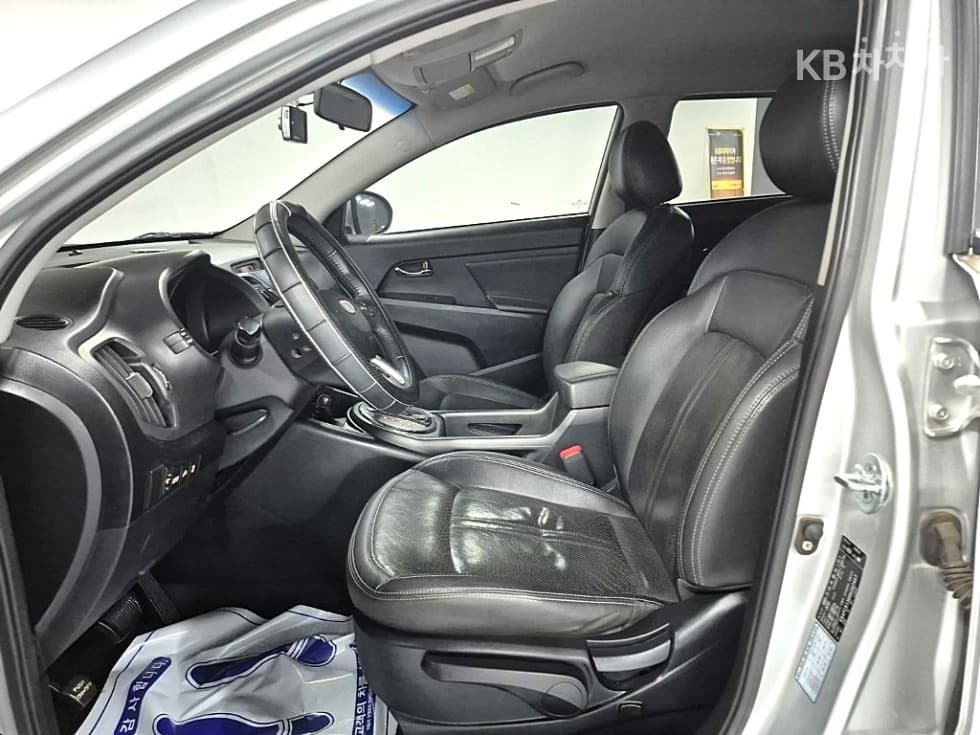 Киа Sportage R2WD Дизел TLX Най-висок клас - 13