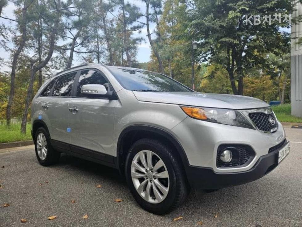 Киа SorentoRДизел 2.0 2WD TLX Най-висок клас - 2
