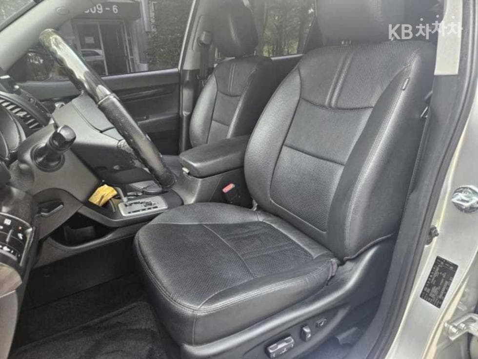Киа SorentoRДизел 2.0 2WD TLX Най-висок клас - 9