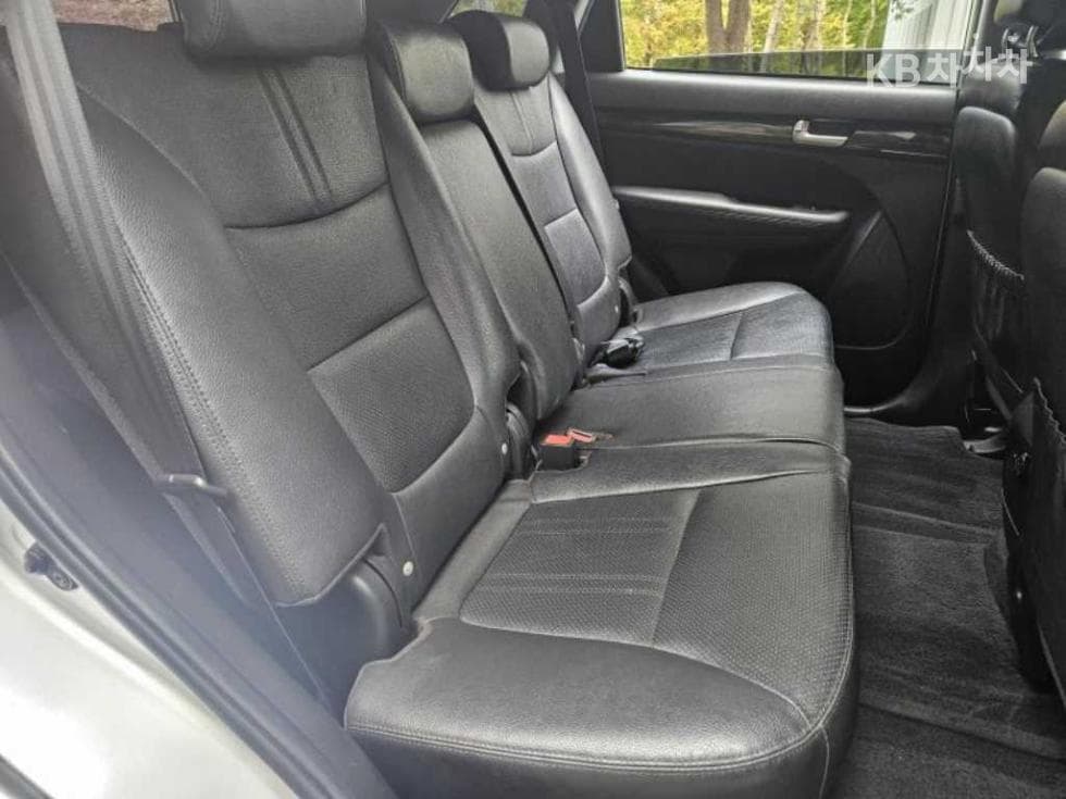 Киа SorentoRДизел 2.0 2WD TLX Най-висок клас - 10
