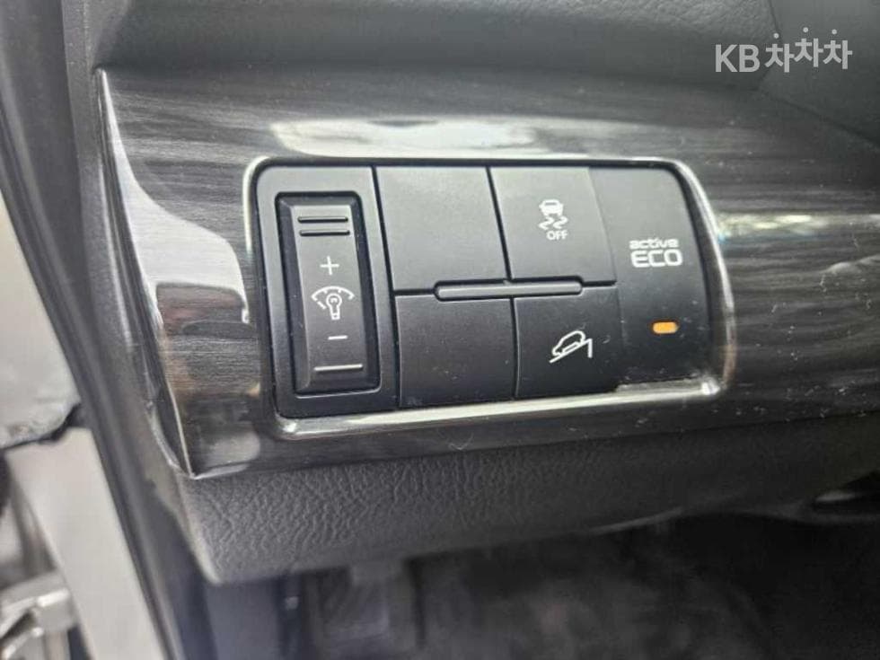 Киа SorentoRДизел 2.0 2WD TLX Най-висок клас - 12