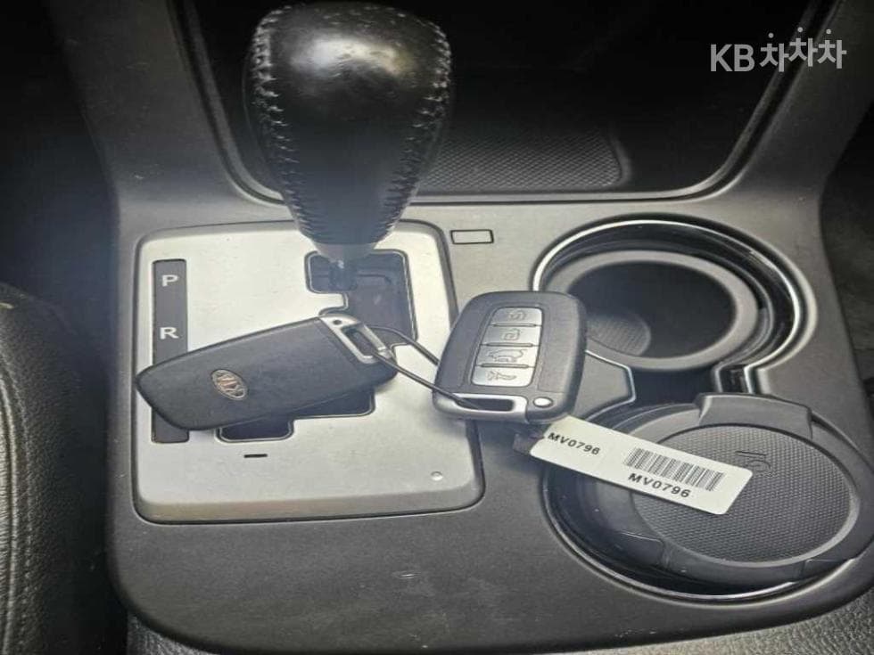 Киа SorentoRДизел 2.0 2WD TLX Най-висок клас - 20