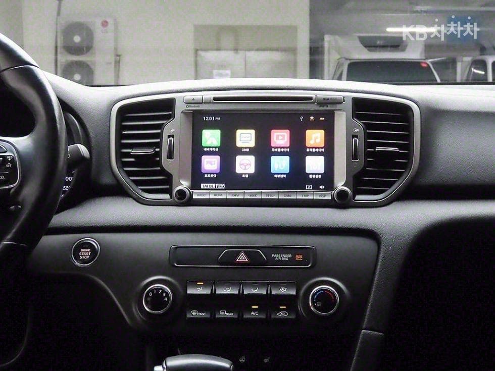 (304N1898)Kia Sportage 4th Generation Diesel 2.0 2WD Prestige - 9