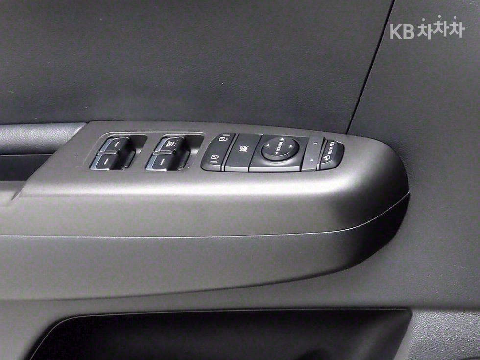 (304N1898)Kia Sportage 4th Generation Diesel 2.0 2WD Prestige - 11