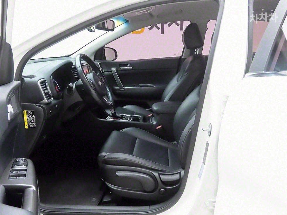 (304N1898)Kia Sportage 4th Generation Diesel 2.0 2WD Prestige - 13