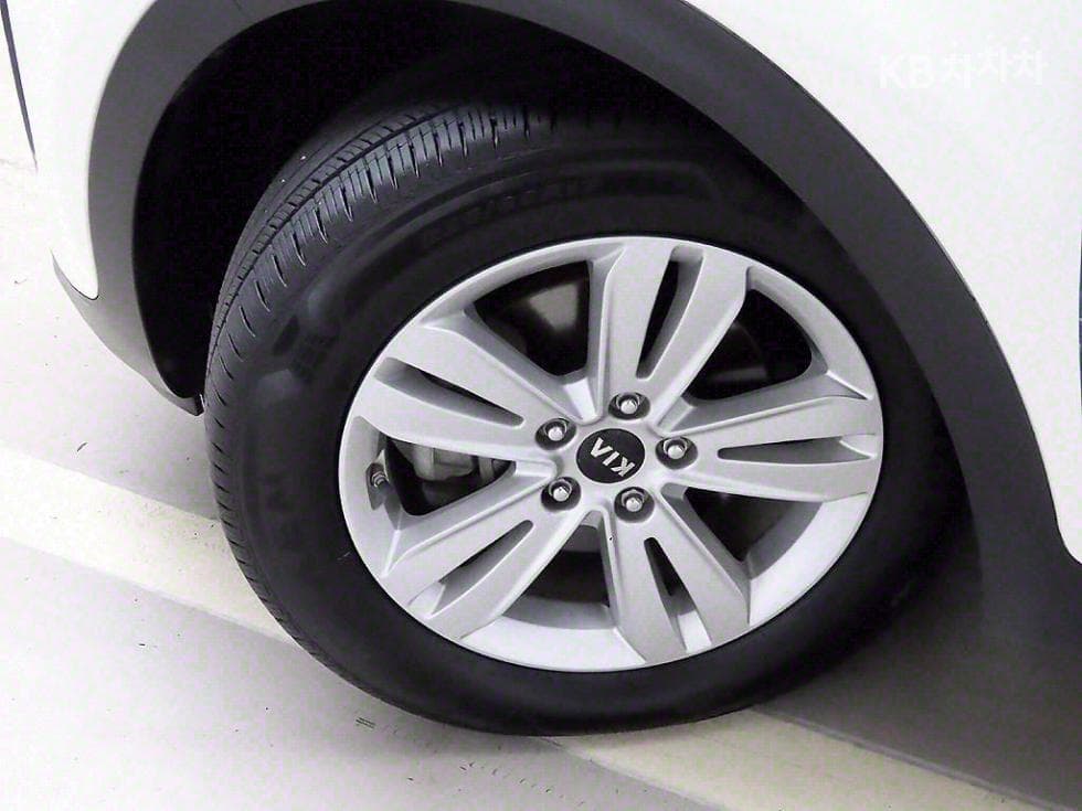 (304N1898)Kia Sportage 4th Generation Diesel 2.0 2WD Prestige - 18