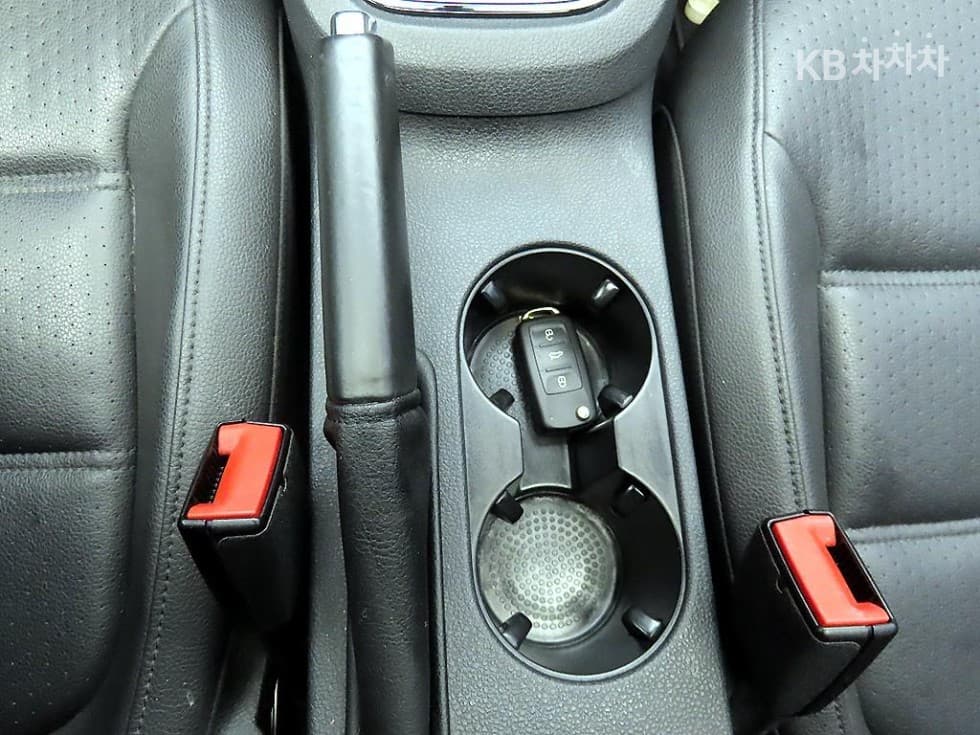 Volkswagen New Jetta2.0 Turbo Diesel Injection BlueMotion 6세대 Premium - 17