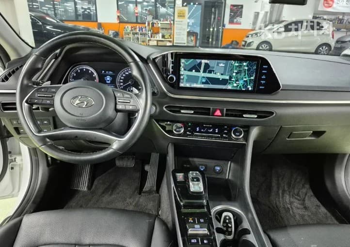 Хюндай Соната (DN8)2.0 Premium 패밀리 - 15