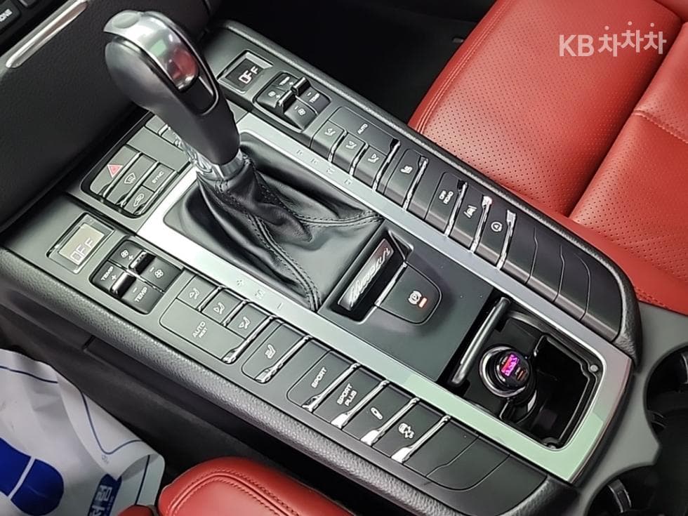 Porsche 마칸2.0 - 8
