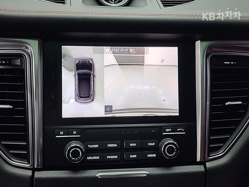 Porsche 마칸2.0 - 16