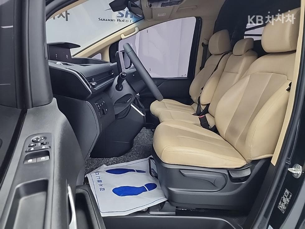 (840mu9111)Hyundai Staria Cargo2.2 Cargo 3 Hyundai - 11