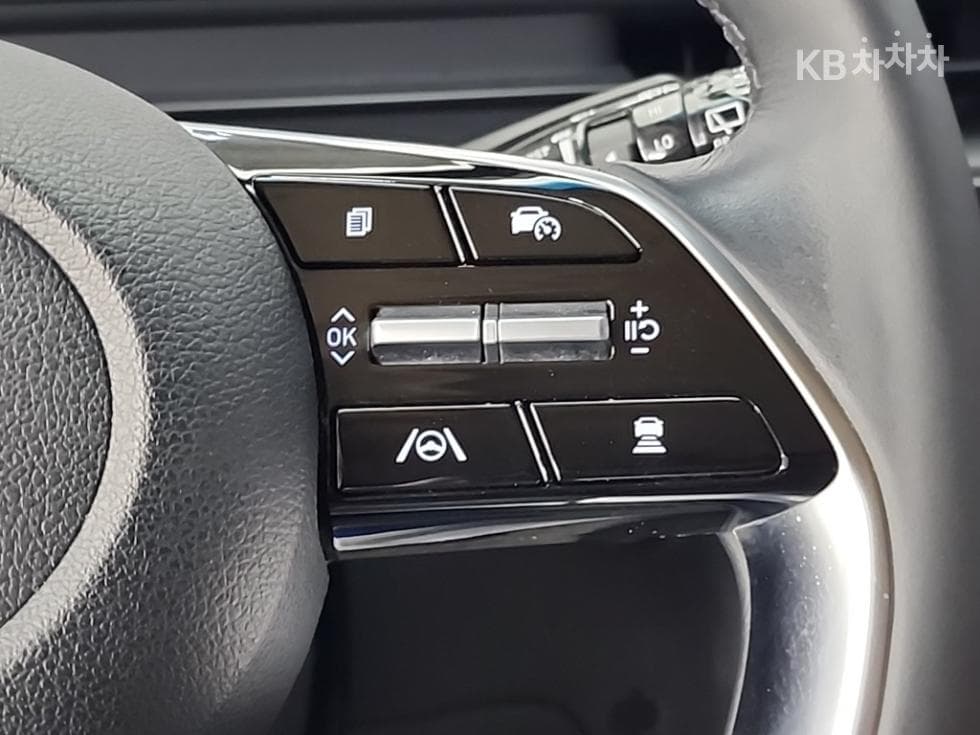 (840mu9111)Hyundai Staria Cargo2.2 Cargo 3 Hyundai - 15