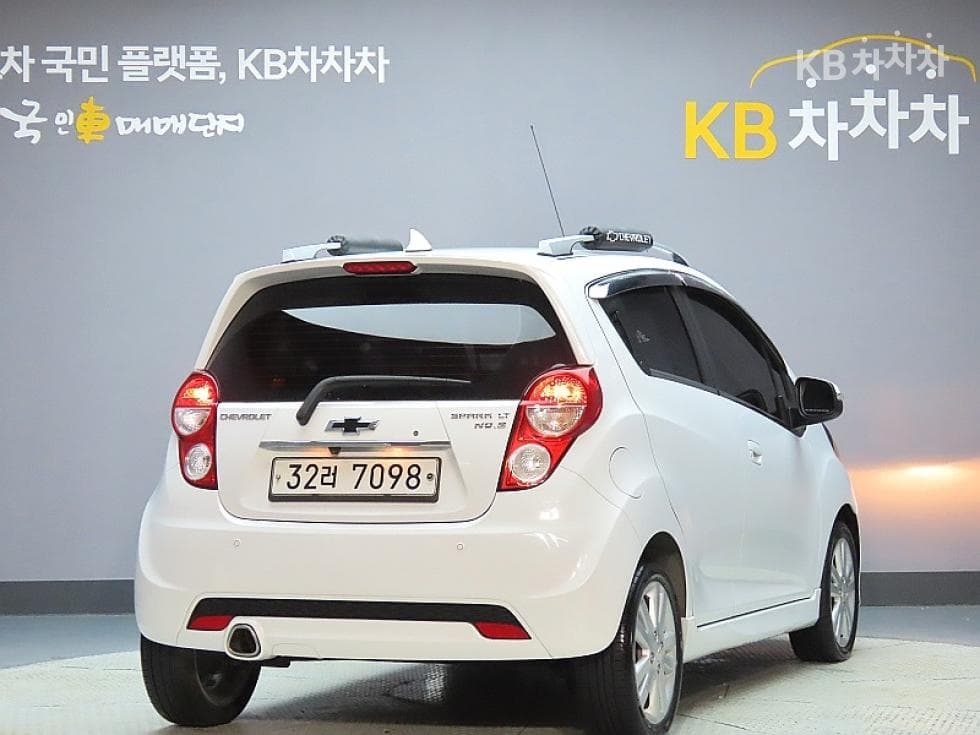 GM Korea Chevrolet SparkLT Standard - 2