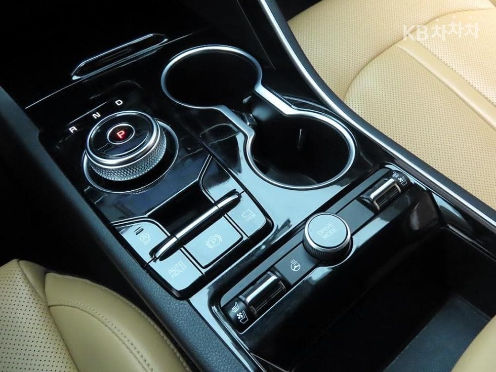 Kia K5 3rd Gen2.0 Gasoline Prestige - 11