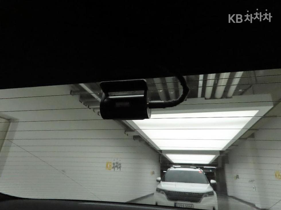 Kia K5 3rd Gen2.0 Gasoline Prestige - 17